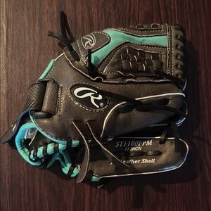Rawlings Black and Green Catcher's Mitt
